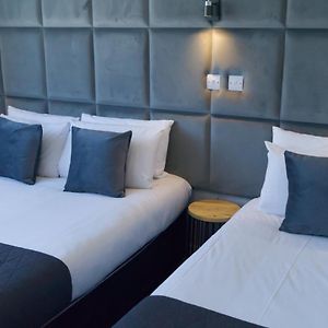 Dreibettzimmer